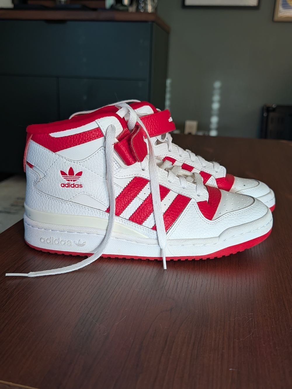 adidas Kids Mid-Top Sneakers in White and Red